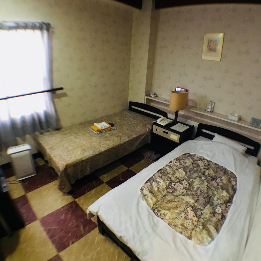 Business Hotel Central Хитоёси Экстерьер фото